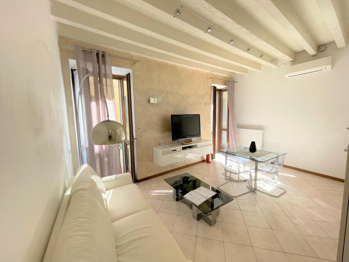 Desenzanoloft Le Petit Bijou - Restyling 2025 - Downtown Desenzano del Garda Exterior photo